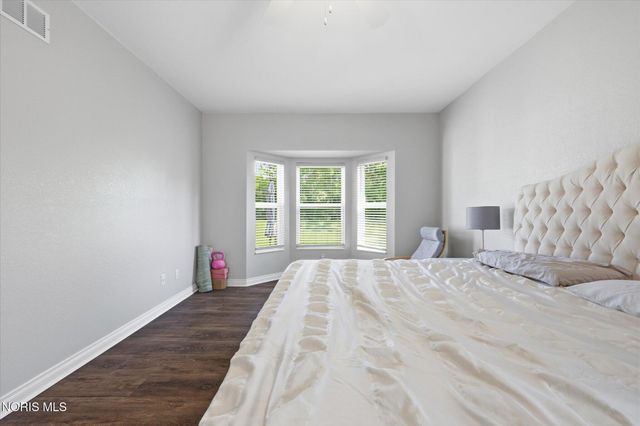 4973 Lake Breeze Lane, Maumee, OH 43537