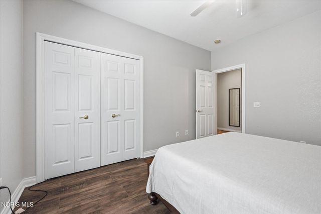 4973 Lake Breeze Lane, Maumee, OH 43537