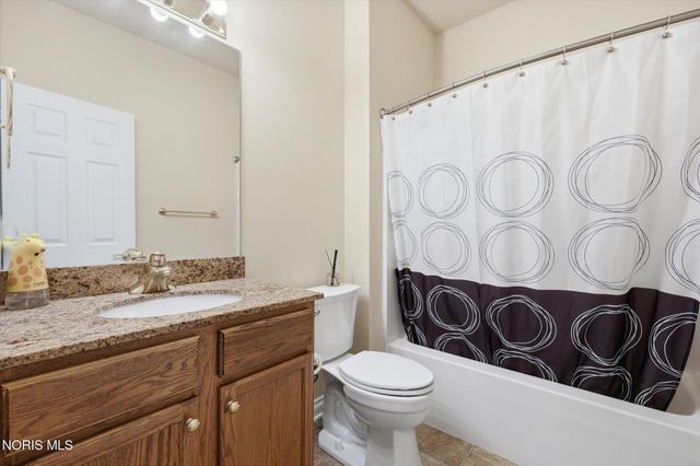 4973 Lake Breeze Lane, Maumee, OH 43537