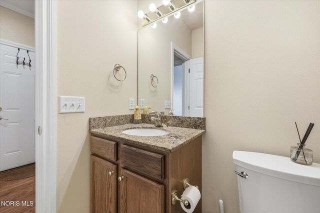 4973 Lake Breeze Lane, Maumee, OH 43537