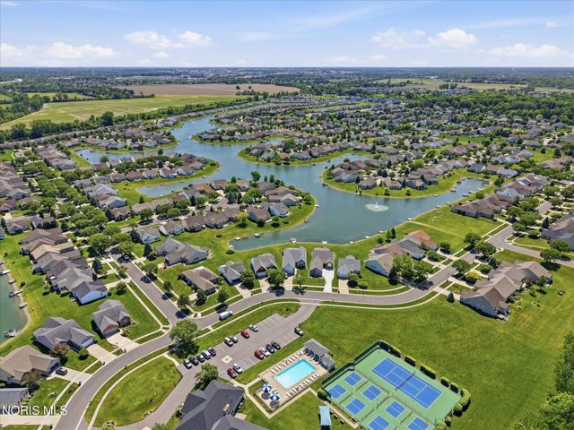 4973 Lake Breeze Lane, Maumee, OH 43537
