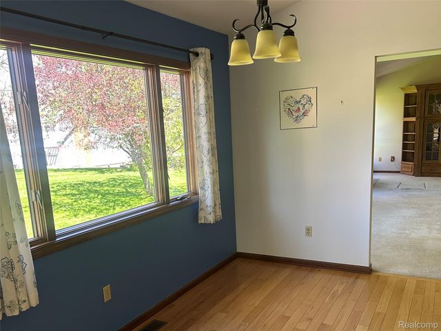 8329 Caribou Trail, Independence Charter Township, MI 48348