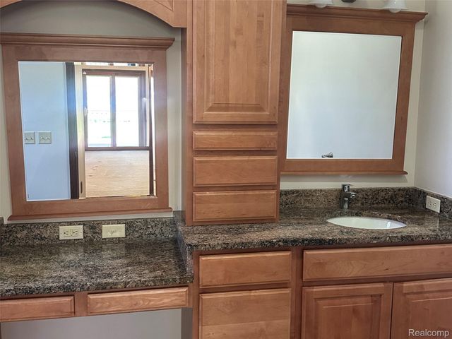 8329 Caribou Trail, Independence Charter Township, MI 48348