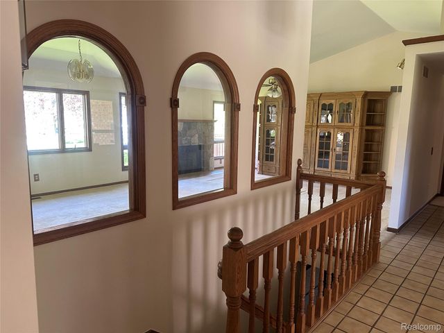 8329 Caribou Trail, Independence Charter Township, MI 48348