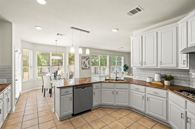 3416 Oxsheer DR, Austin, TX 78732