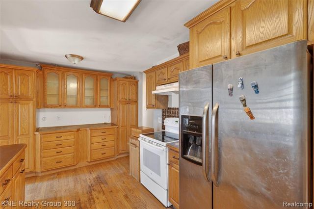 3842 Beechwood Avenue, Flint, MI 48506
