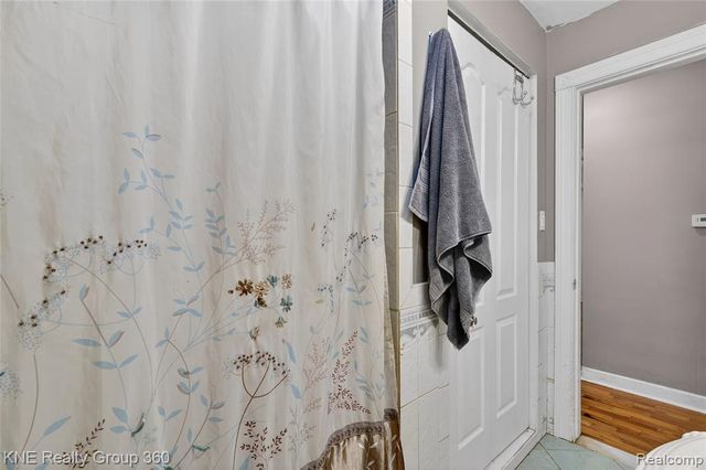 3842 Beechwood Avenue, Flint, MI 48506
