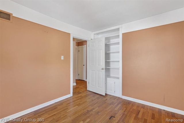 3842 Beechwood Avenue, Flint, MI 48506