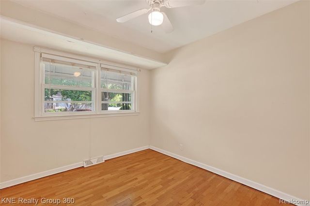 3842 Beechwood Avenue, Flint, MI 48506