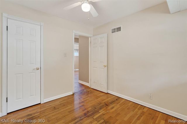 3842 Beechwood Avenue, Flint, MI 48506
