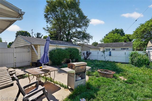 3842 Beechwood Avenue, Flint, MI 48506