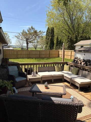 W7884 Hawthorne STREET, Onalaska, WI 54650