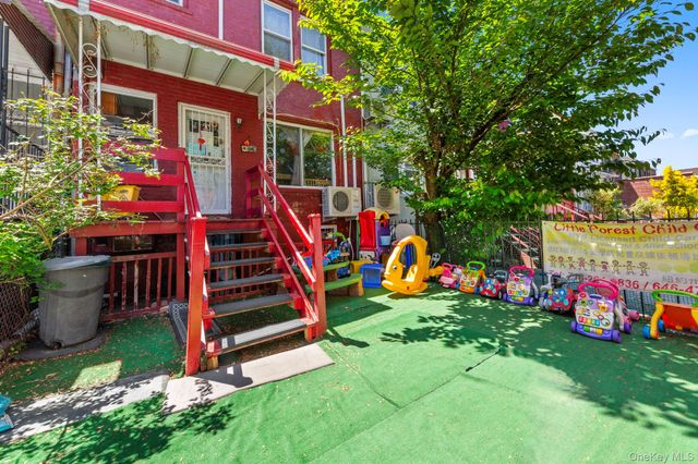 67139 Burns Street, Forest Hills, NY 11375