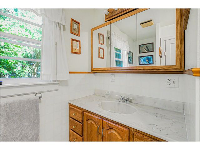 895 ELMA Ave Se, Salem, OR 97317