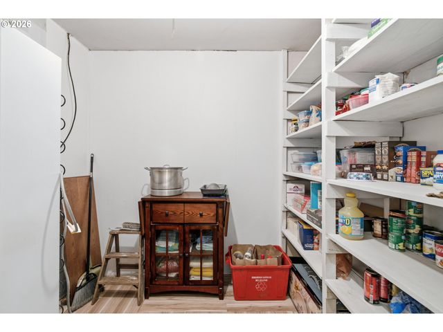 895 ELMA Ave Se, Salem, OR 97317