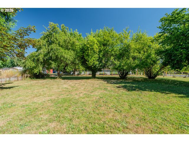 895 ELMA Ave Se, Salem, OR 97317