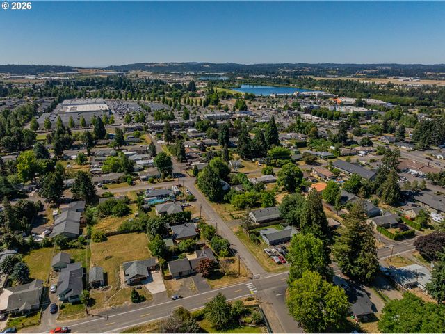 895 ELMA Ave Se, Salem, OR 97317
