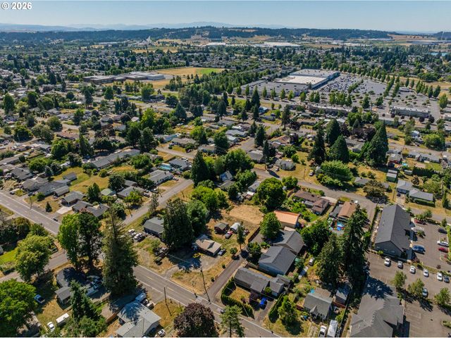 895 ELMA Ave Se, Salem, OR 97317