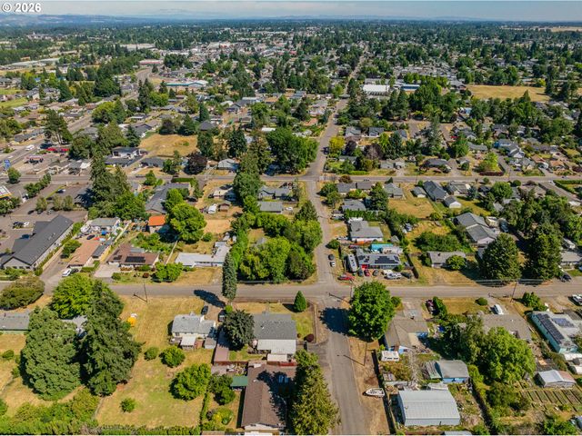 895 ELMA Ave Se, Salem, OR 97317