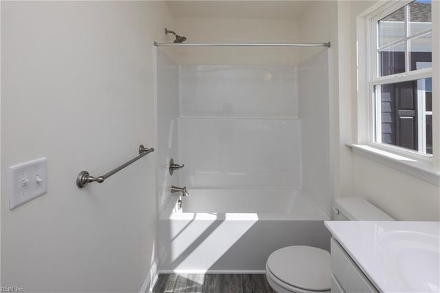 102 Getty RD, Suffolk, VA 23434