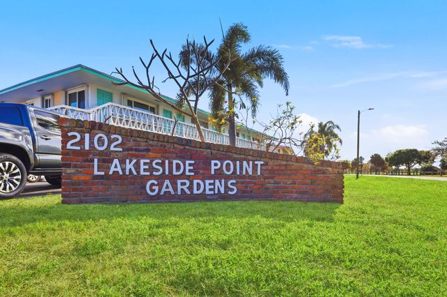 2004 Lake Osborne Drive 1, Lake Worth Beach, FL 33461
