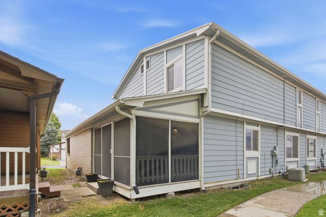 4229 S DERBYSHIRE CT, Taylorsville, UT 84123