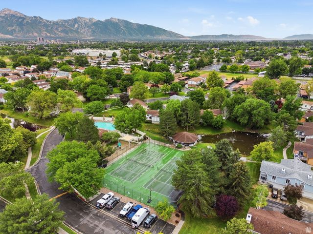4229 S DERBYSHIRE CT, Taylorsville, UT 84123