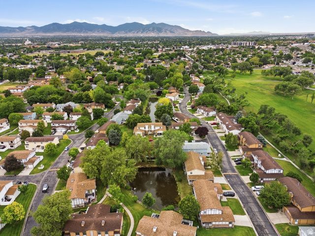 4229 S DERBYSHIRE CT, Taylorsville, UT 84123