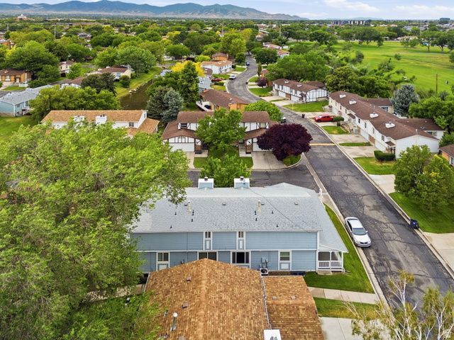 4229 S DERBYSHIRE CT, Taylorsville, UT 84123