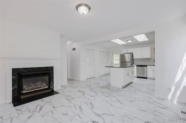 10735 Wurdack Avenue, St Louis, MO 63114