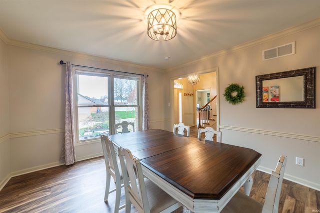 10001 Brookline Drive, Evansville, IN 47711