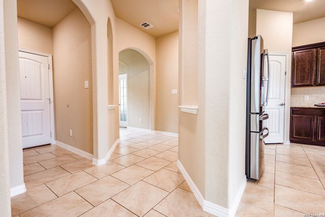 8815 Hideout, San Antonio, TX 78254