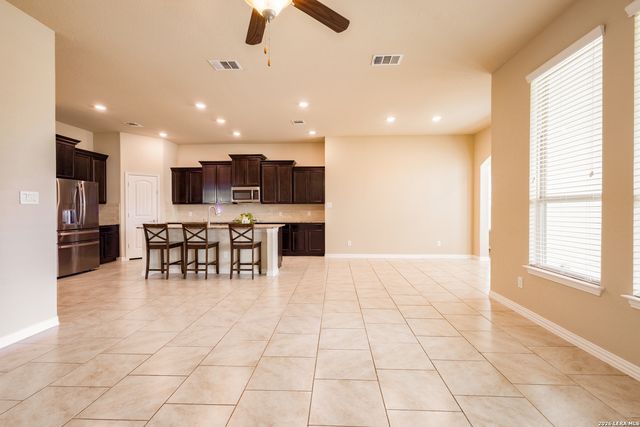 8815 Hideout, San Antonio, TX 78254