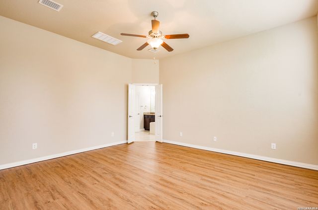 8815 Hideout, San Antonio, TX 78254