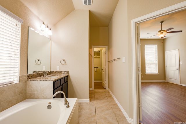 8815 Hideout, San Antonio, TX 78254