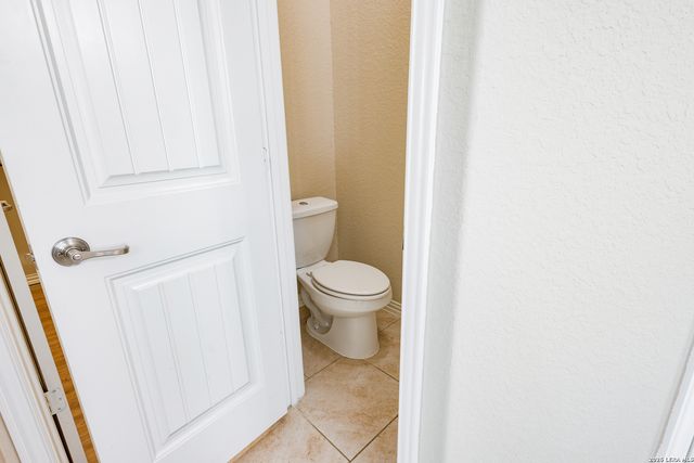 8815 Hideout, San Antonio, TX 78254