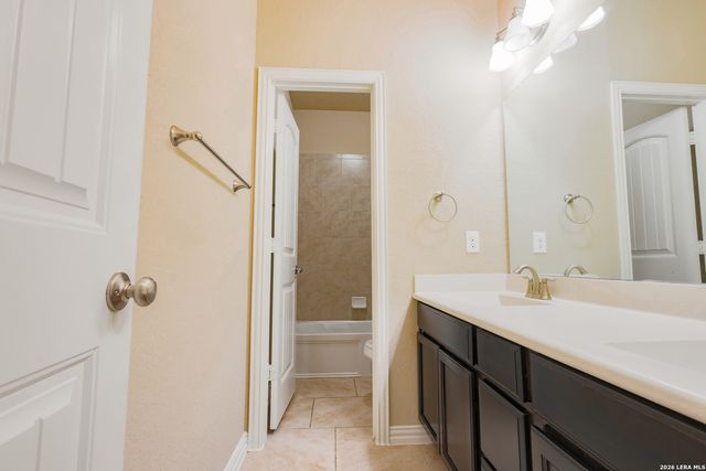 8815 Hideout, San Antonio, TX 78254