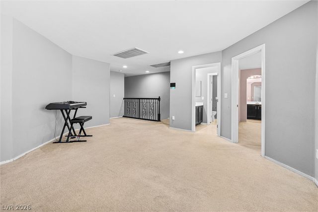 6297 Whispering Creek Street, Las Vegas, NV 89148