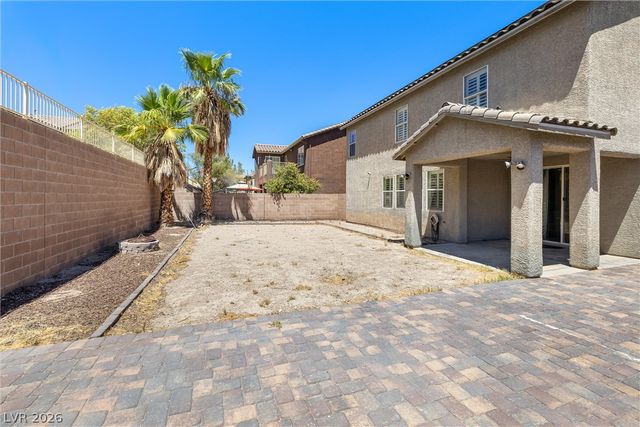 6297 Whispering Creek Street, Las Vegas, NV 89148