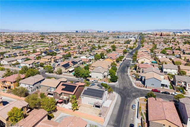 6297 Whispering Creek Street, Las Vegas, NV 89148