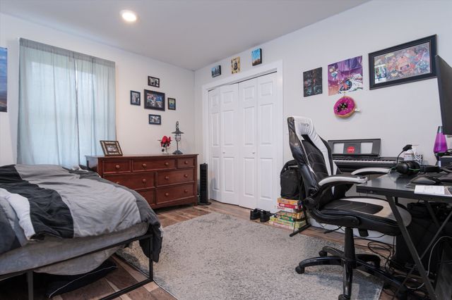 77 Belmont Road, Mount Holly, VT 05758