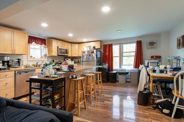 77 Belmont Road, Mount Holly, VT 05758