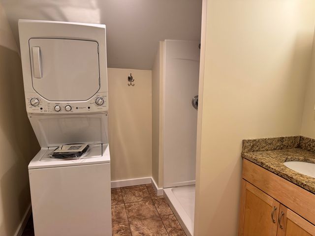 77 Belmont Road, Mount Holly, VT 05758