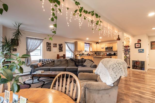 77 Belmont Road, Mount Holly, VT 05758