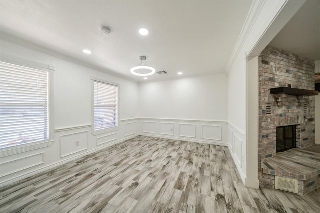 2006 Chilton Drive, Baytown, TX 77520