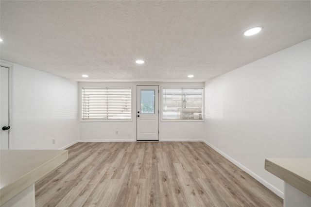 2006 Chilton Drive, Baytown, TX 77520