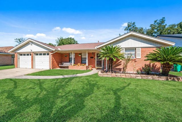 2006 Chilton Drive, Baytown, TX 77520