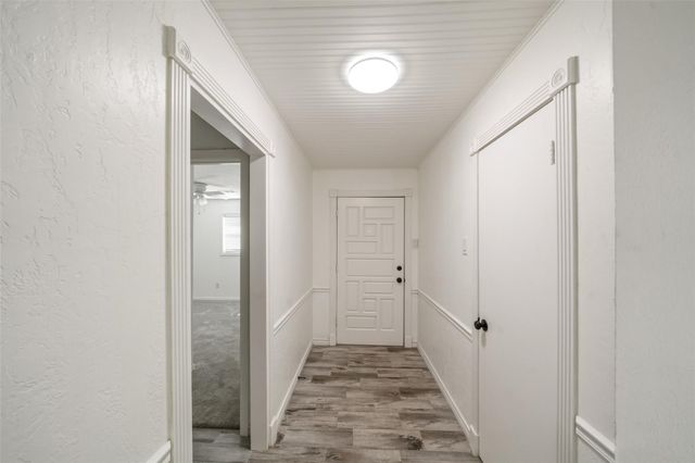 2006 Chilton Drive, Baytown, TX 77520