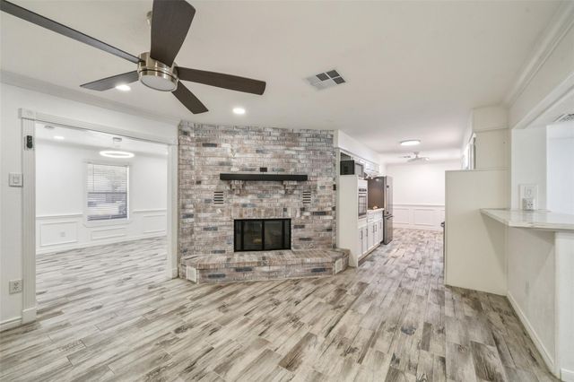 2006 Chilton Drive, Baytown, TX 77520
