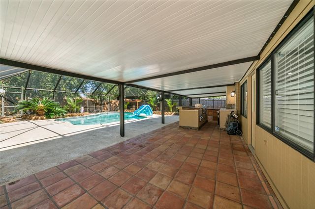 2006 Chilton Drive, Baytown, TX 77520